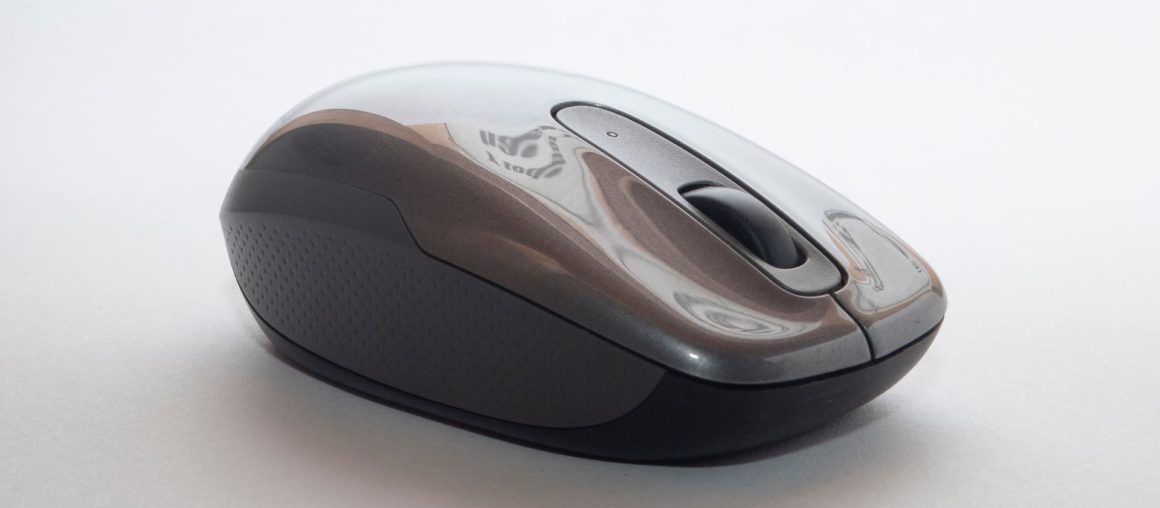 Korzystasz z bezprzewodowej myszy Logitech? Ktoś może przejąć kontrolę nad Twoim komputerem…